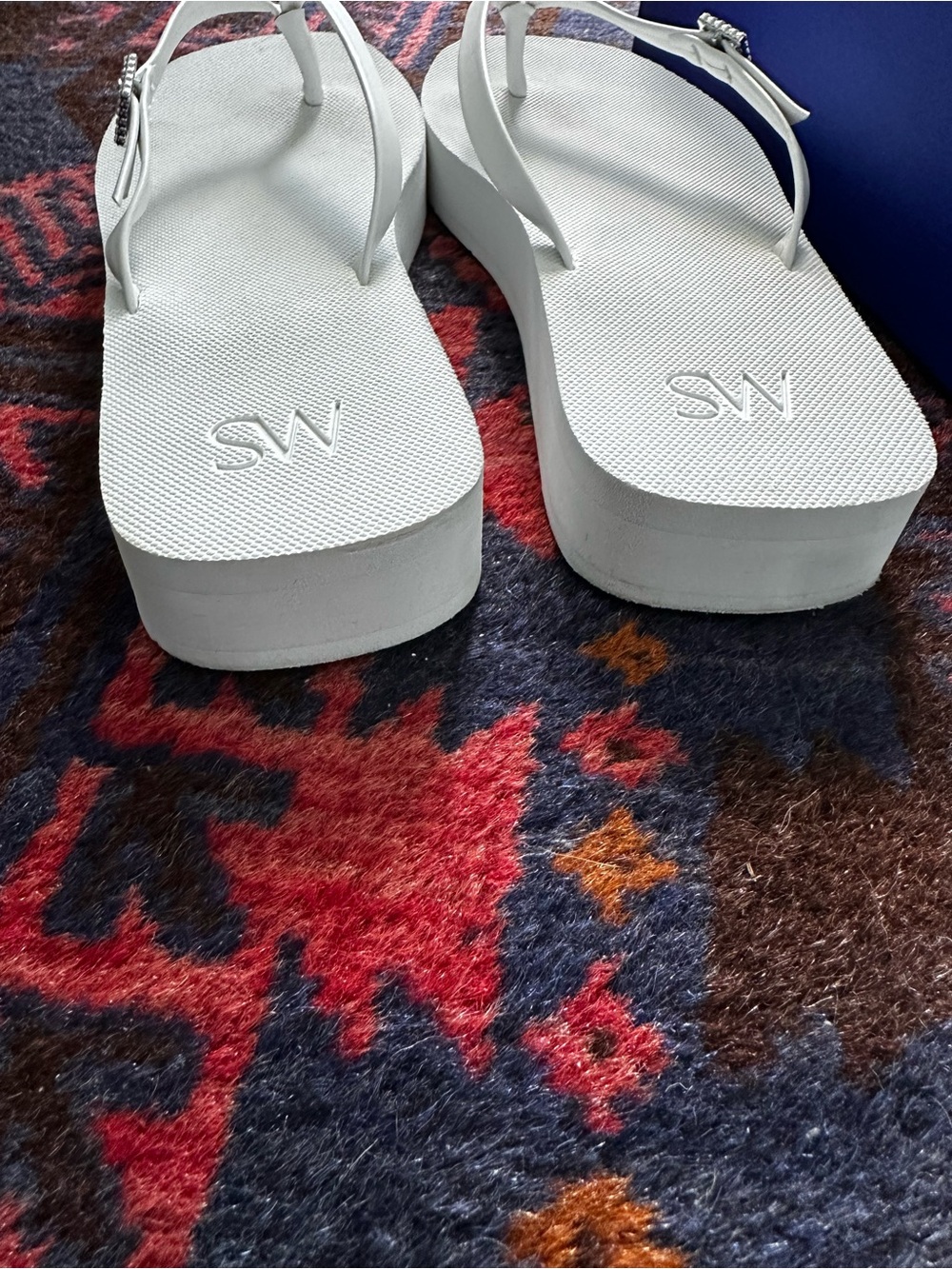 Stuart Weitzman Crystal Thong Flatform White Sandal- Women Size 8 - Picture 3 of 5